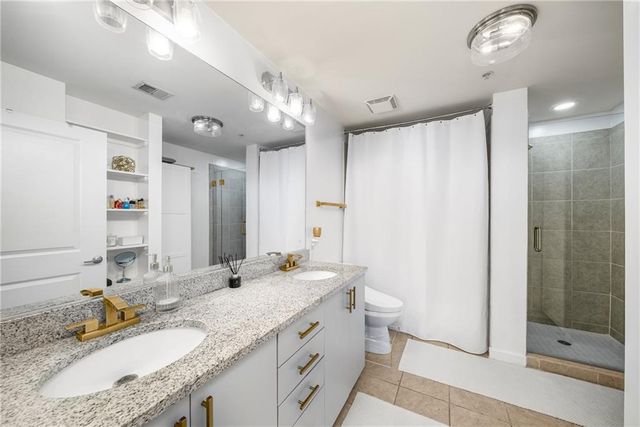 860 Peachtree NE Street 2105, Atlanta, GA 30308