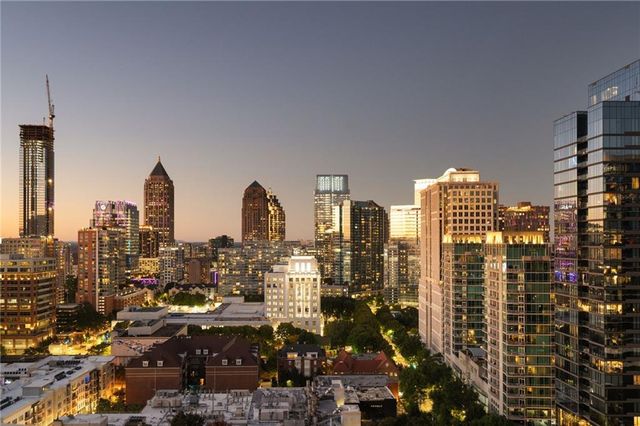 860 Peachtree NE Street 2105, Atlanta, GA 30308