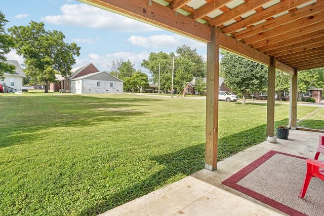 119 S Statesville Ave, Watertown, TN 37184