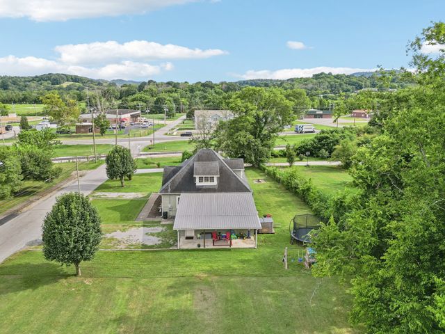 119 S Statesville Ave, Watertown, TN 37184