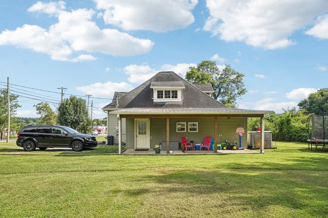 119 S Statesville Ave, Watertown, TN 37184