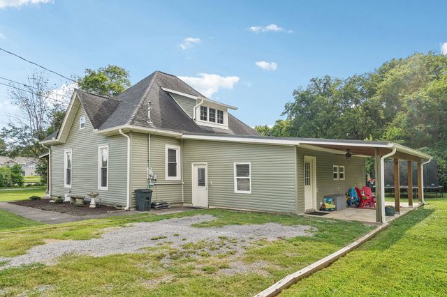 119 S Statesville Ave, Watertown, TN 37184