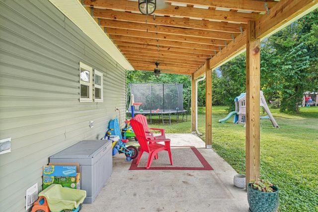 119 S Statesville Ave, Watertown, TN 37184