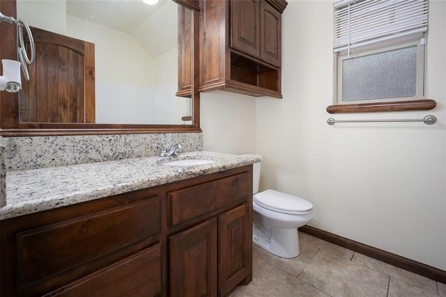 317 Stoneridge Drive, Moore, OK 73160