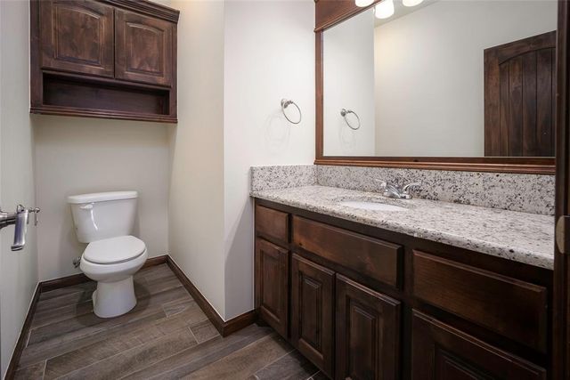 317 Stoneridge Drive, Moore, OK 73160