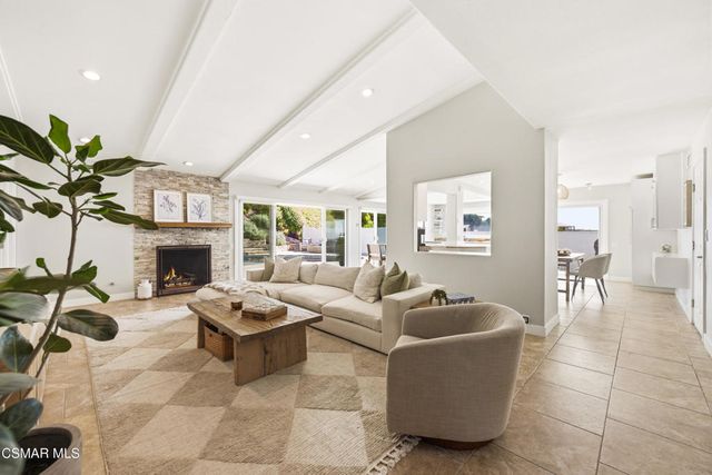 730 Creekmont Court, Ventura, CA 93003