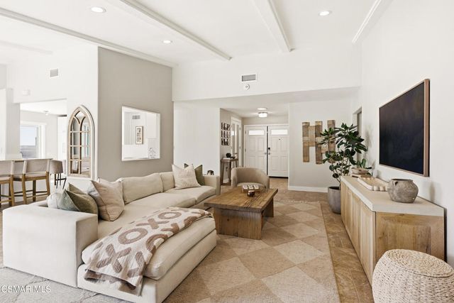 730 Creekmont Court, Ventura, CA 93003