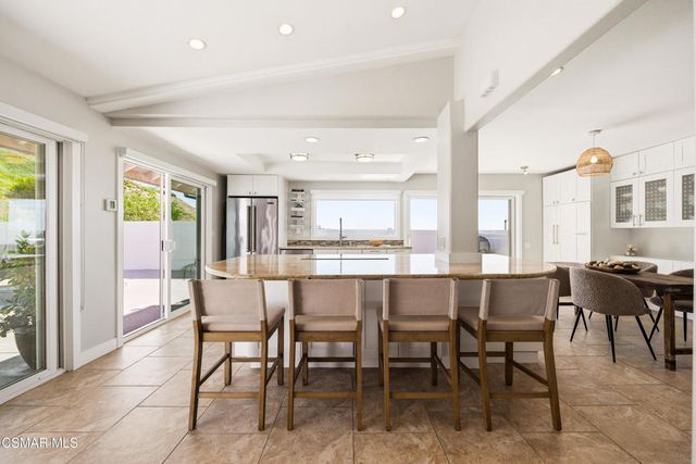 730 Creekmont Court, Ventura, CA 93003