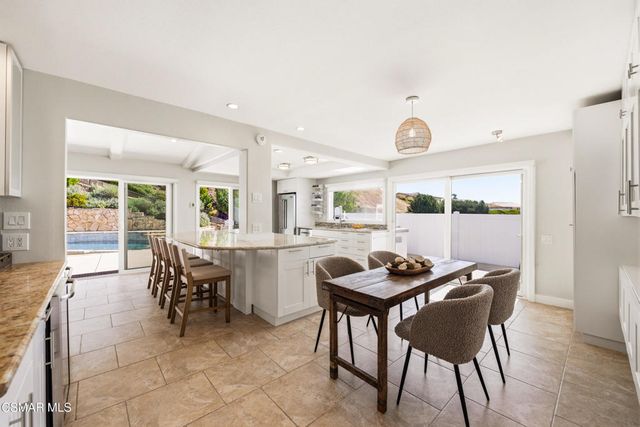 730 Creekmont Court, Ventura, CA 93003