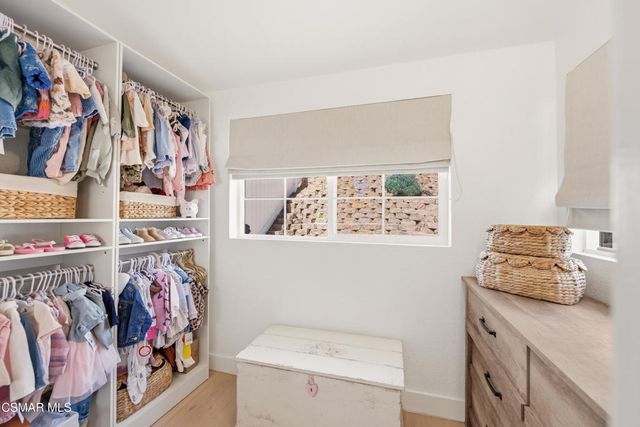 730 Creekmont Court, Ventura, CA 93003