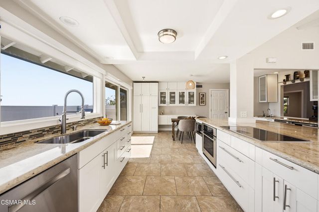 730 Creekmont Court, Ventura, CA 93003