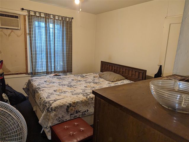 4913 Elysian Street, Houston, TX 77009