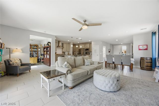 1815 Butterfly Colony Avenue, North Las Vegas, NV 89031