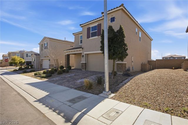 1815 Butterfly Colony Avenue, North Las Vegas, NV 89031