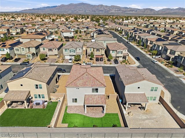 1815 Butterfly Colony Avenue, North Las Vegas, NV 89031