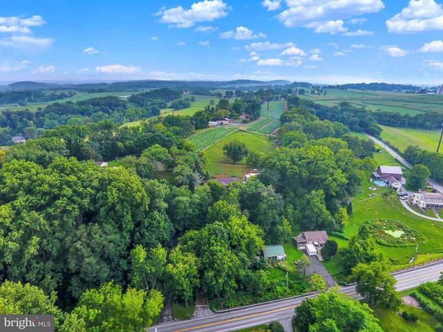 174 MARTICVILLE RD, Lancaster, PA 17603
