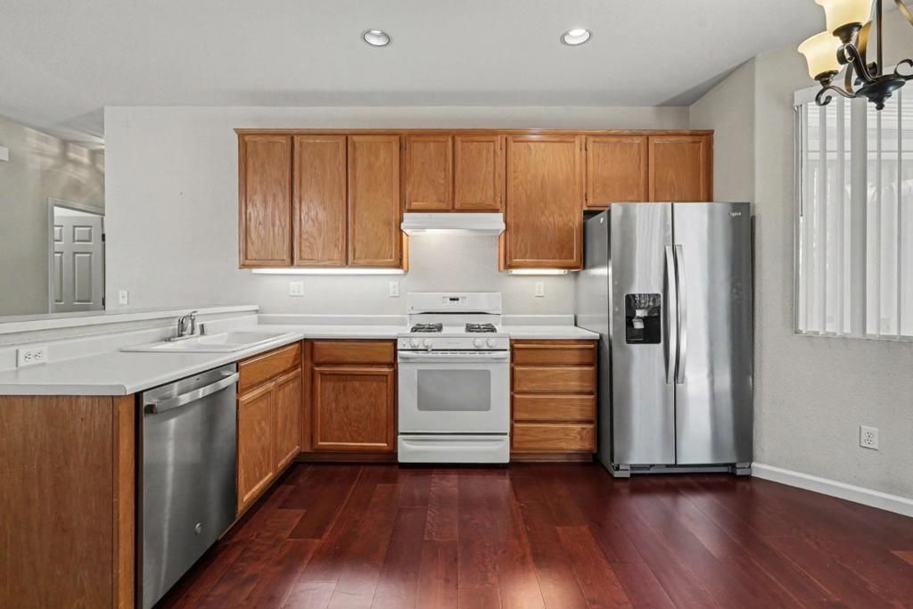 Image 7 of property listing at 350 Cedar Ridge Drive, Rio Vista, CA 94571