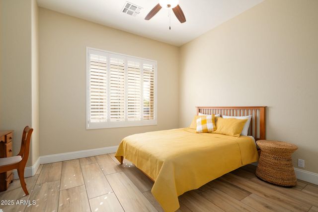 7722 E PEROLA Drive, Scottsdale, AZ 85266