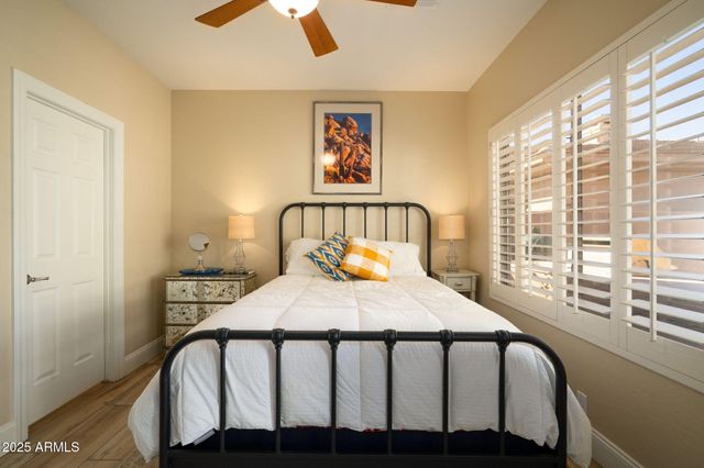 7722 E PEROLA Drive, Scottsdale, AZ 85266