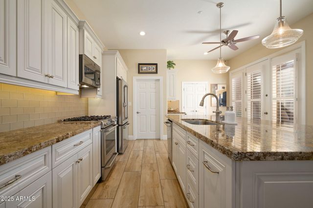 7722 E PEROLA Drive, Scottsdale, AZ 85266