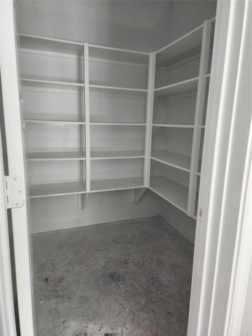 213 Adoue Avenue, Baytown, TX 77520