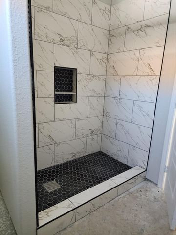 213 Adoue Avenue, Baytown, TX 77520