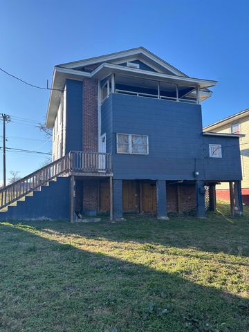 225 Oakland Avenue, Spartanburg, SC 29302