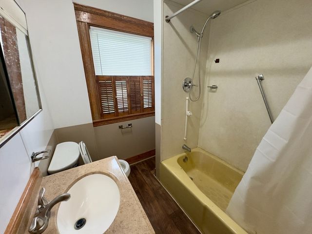 50 Cushing St, Quincy, MA 02170