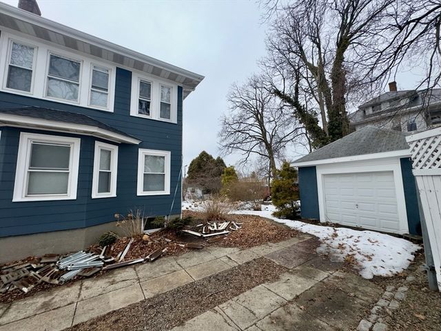 50 Cushing St, Quincy, MA 02170