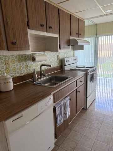 9320 W Flagler St 201D, Miami, FL 33174
