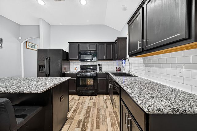 5242 Lilac Hollow Lane, Katy, TX 77449