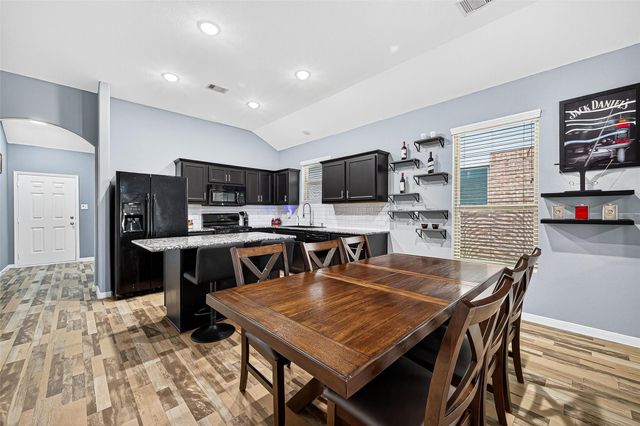 5242 Lilac Hollow Lane, Katy, TX 77449