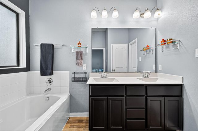 5242 Lilac Hollow Lane, Katy, TX 77449