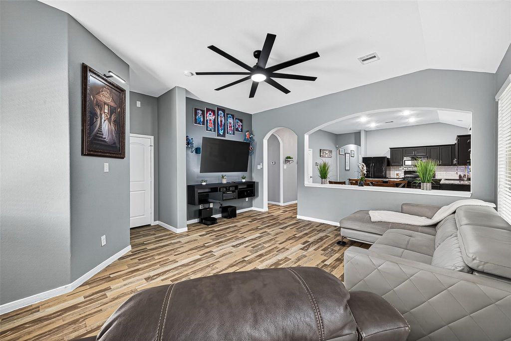 5242 Lilac Hollow Lane, Katy, TX 77449