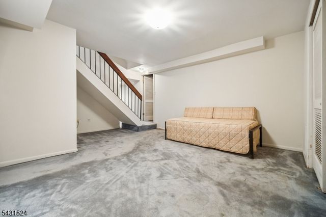 250 Ridgedale Ave D3 3, Florham Park Boro, NJ 07932