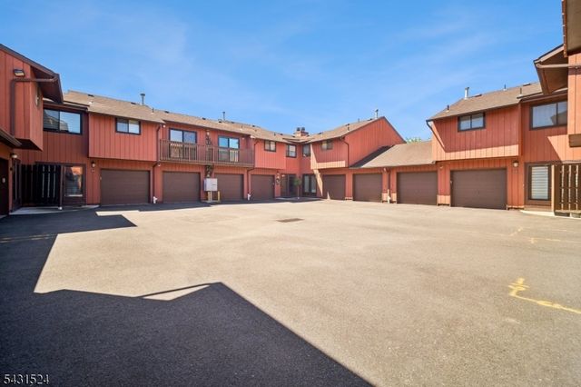 250 Ridgedale Ave D3 3, Florham Park Boro, NJ 07932