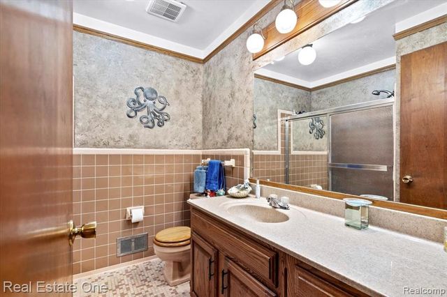 17469 Poplar Street, Riverview, MI 48193