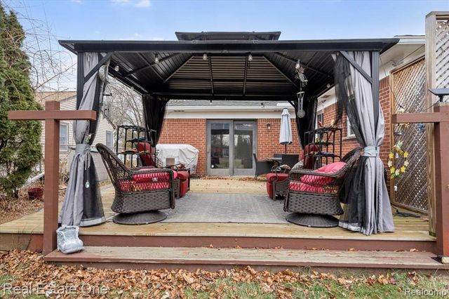 17469 Poplar Street, Riverview, MI 48193