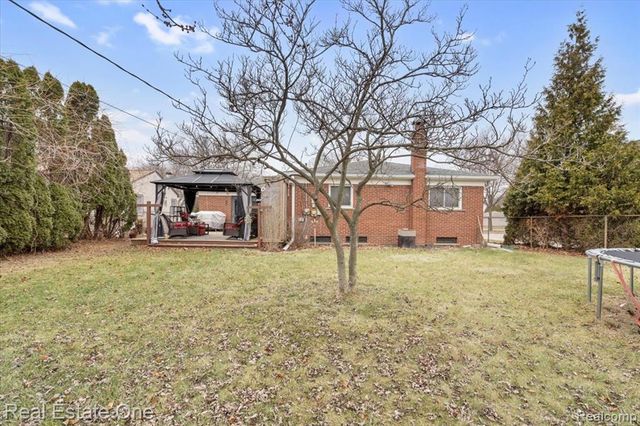 17469 Poplar Street, Riverview, MI 48193