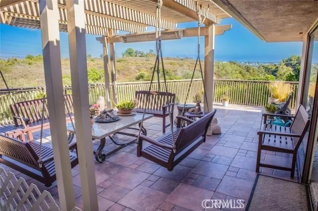 730 Saint James Place, Newport Beach, CA 92663