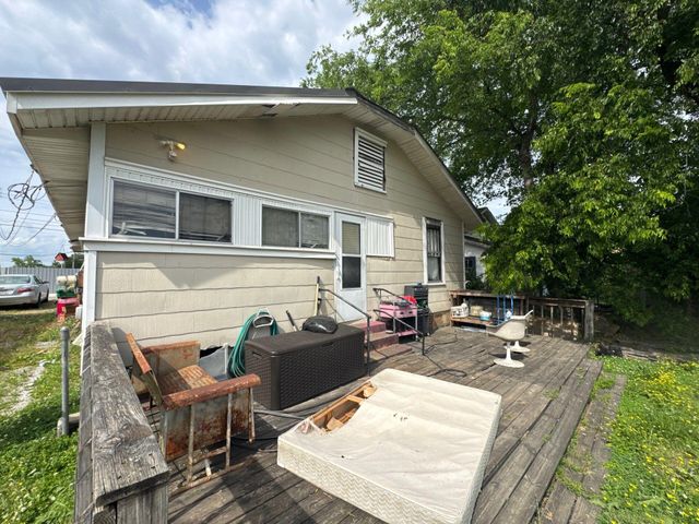 106 Rowland Avenue, Rossville, GA 30741