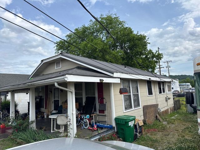 106 Rowland Avenue, Rossville, GA 30741