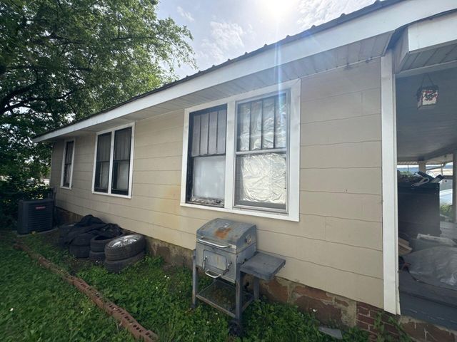 106 Rowland Avenue, Rossville, GA 30741
