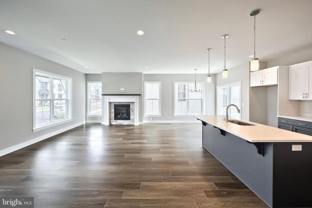 106 MADISON DR, Mechanicsburg, PA 17055