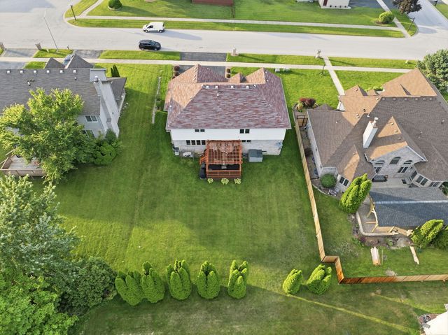 1249 W PARLIAMENT Street, Crete, IL 60417