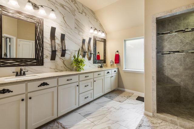 3905 Jasmine Fox Lane, Arlington, TX 76005