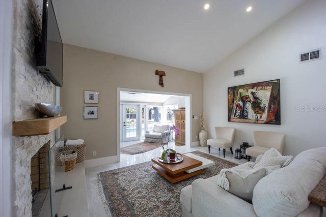 735 OAKDALE STREET, Windermere, FL 34786