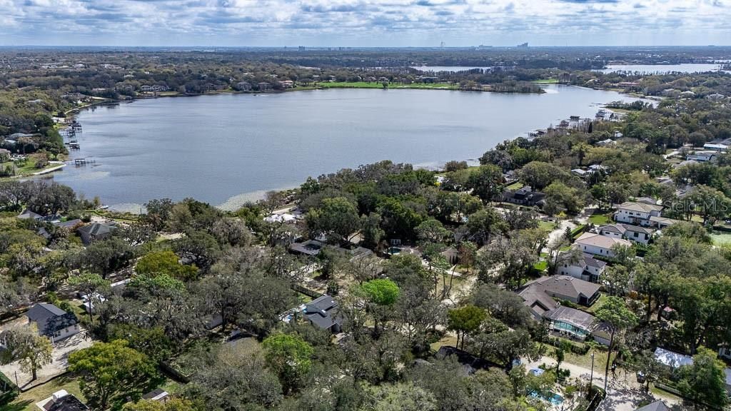 Image 45 of property listing at 735 OAKDALE STREET, Windermere, FL 34786