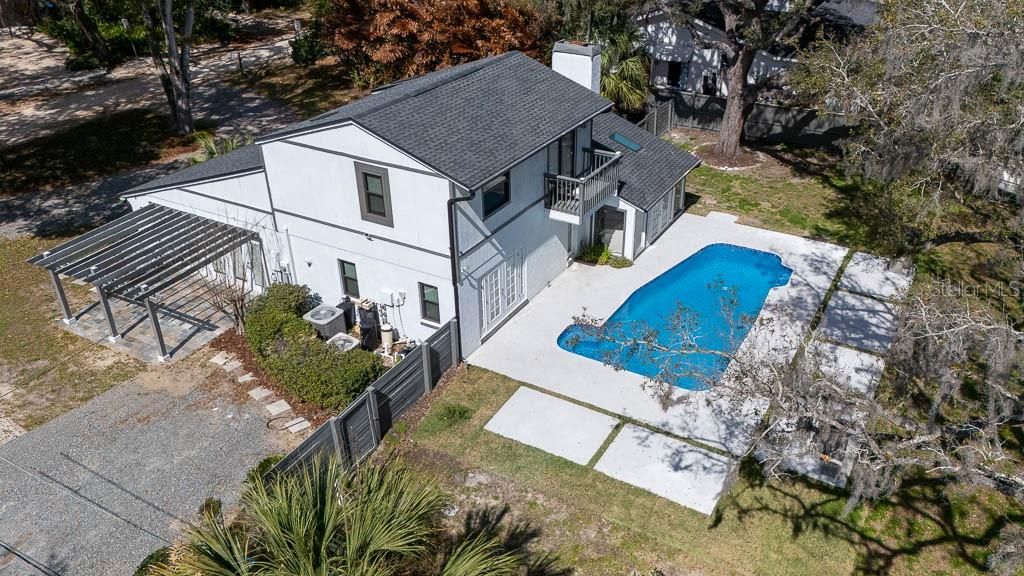 Image 9 of property listing at 735 OAKDALE STREET, Windermere, FL 34786