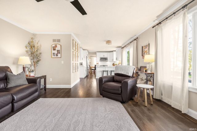 11559 Split Oak Drive, Granger, IN 46530